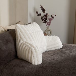 Ribbed Faux Fur Cuddle Cushion with Heatable Pocket - Cream
