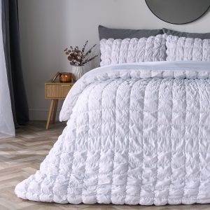 Quilted Seersucker Duvet Cover Set - White