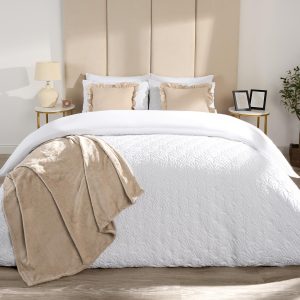 Maya Geometric Embossed Duvet Set - White