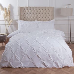 Diamond Pintuck Pinch Pleat Duvet Cover Set - White
